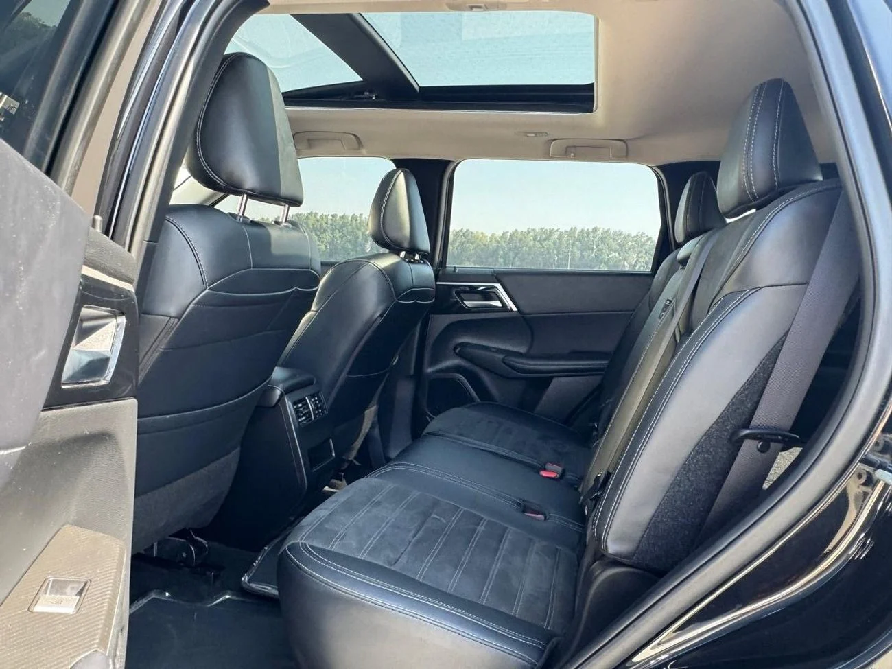 Mitsubishi Outlander, 2025 GCC specs, full option