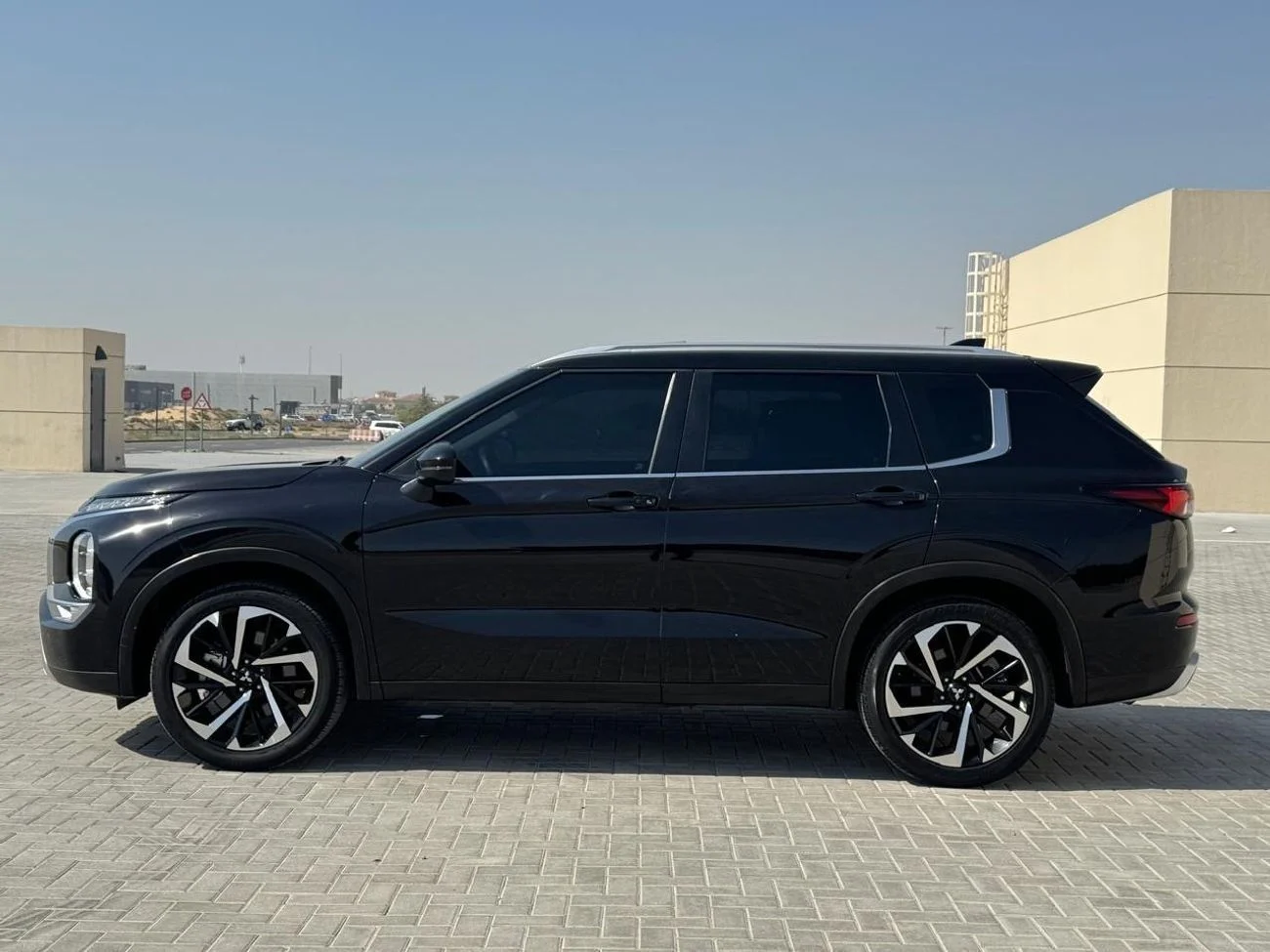 Mitsubishi Outlander, 2025 GCC specs, full option