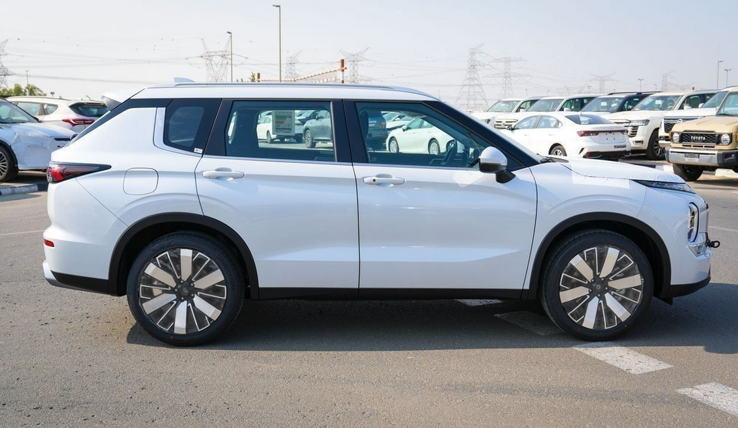 Mitsubishi Outlander Medium Line (G05) 2.5L  2026