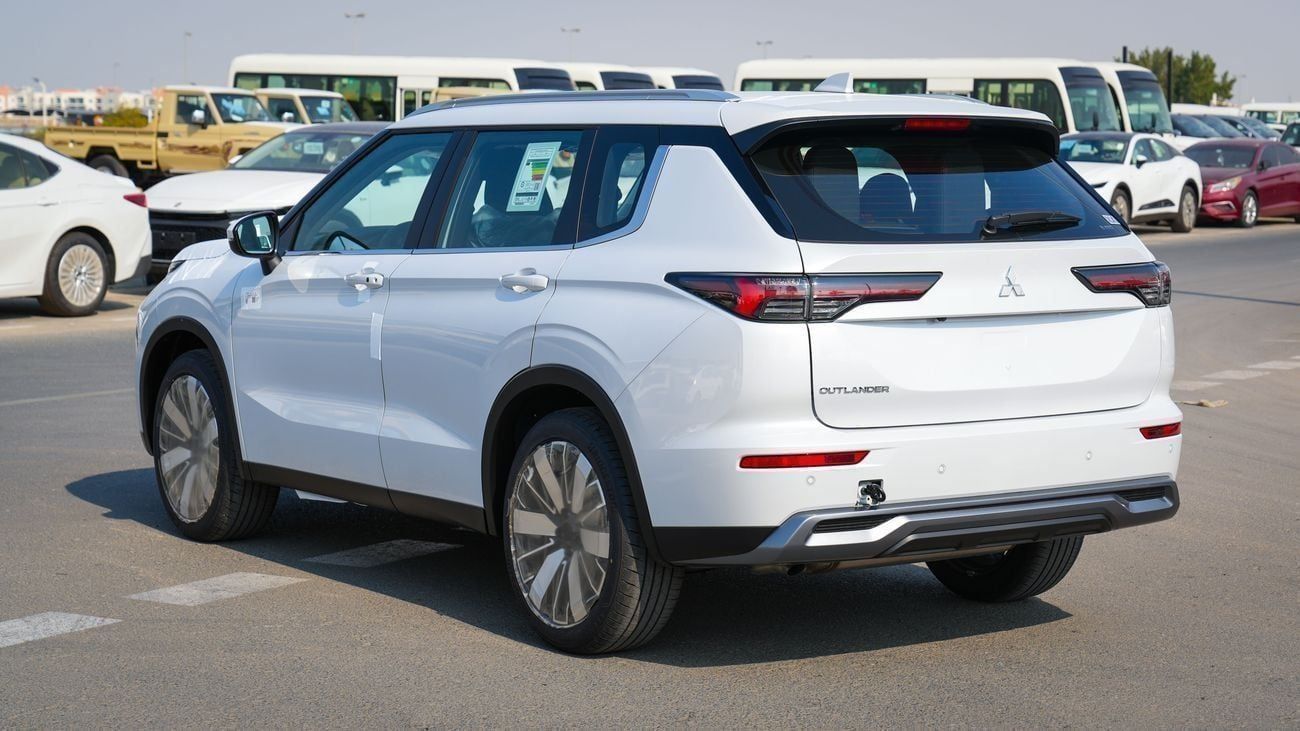 Mitsubishi Outlander Medium Line (G05) 2.5L  2026