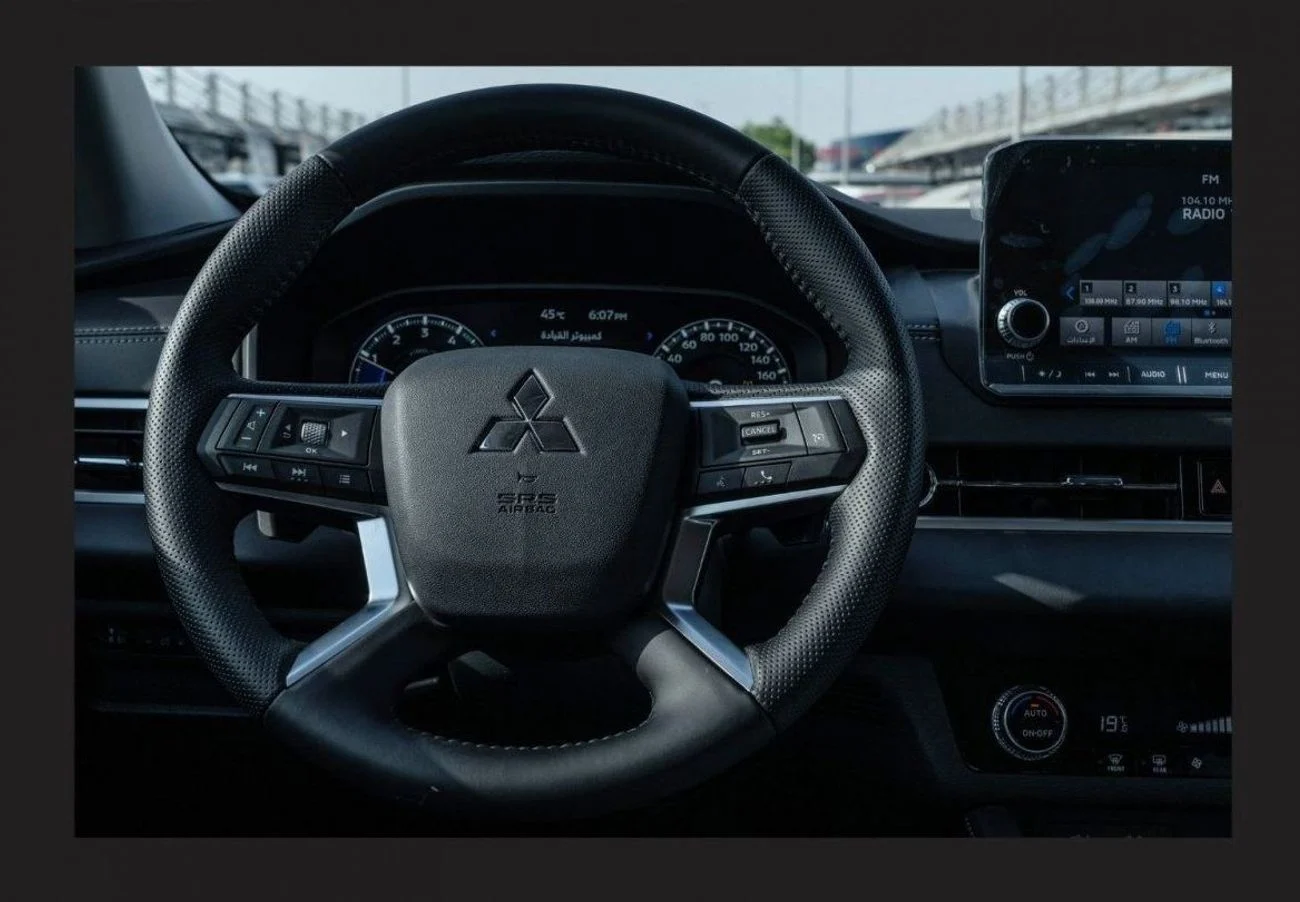 Mitsubishi Outlander MITSUBISHI 2.5L Hi-LinePetrol Automatic Full