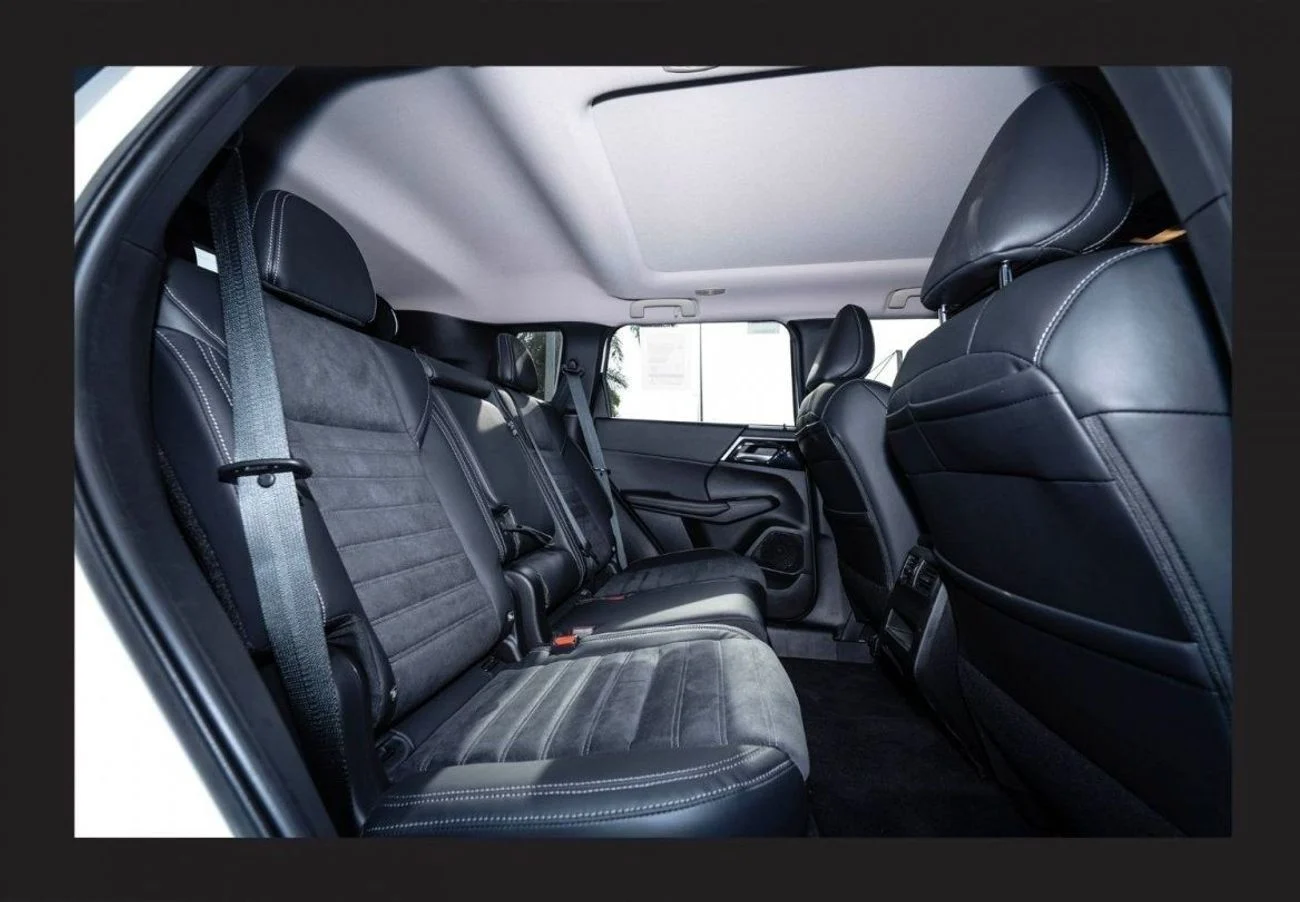 Mitsubishi Outlander MITSUBISHI 2.5L Hi-LinePetrol Automatic Full