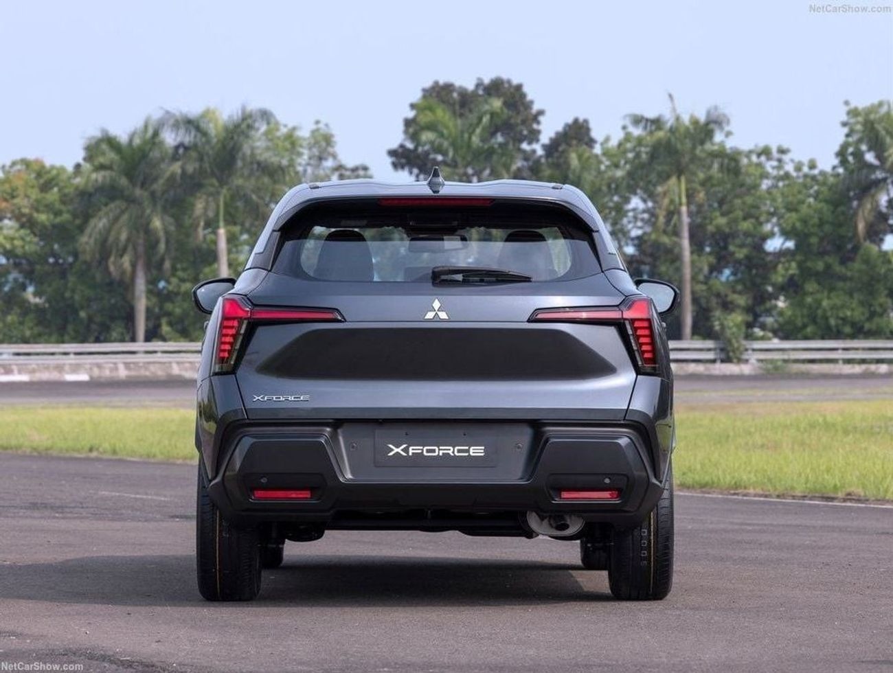 MITSUBISHI XFORCE HLINE 1.5