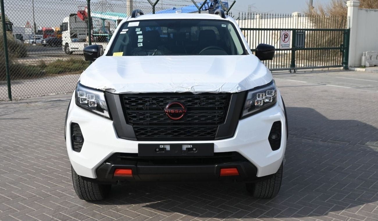 NAVARA 2.5L AT DIESEL 2025 _ WHITE