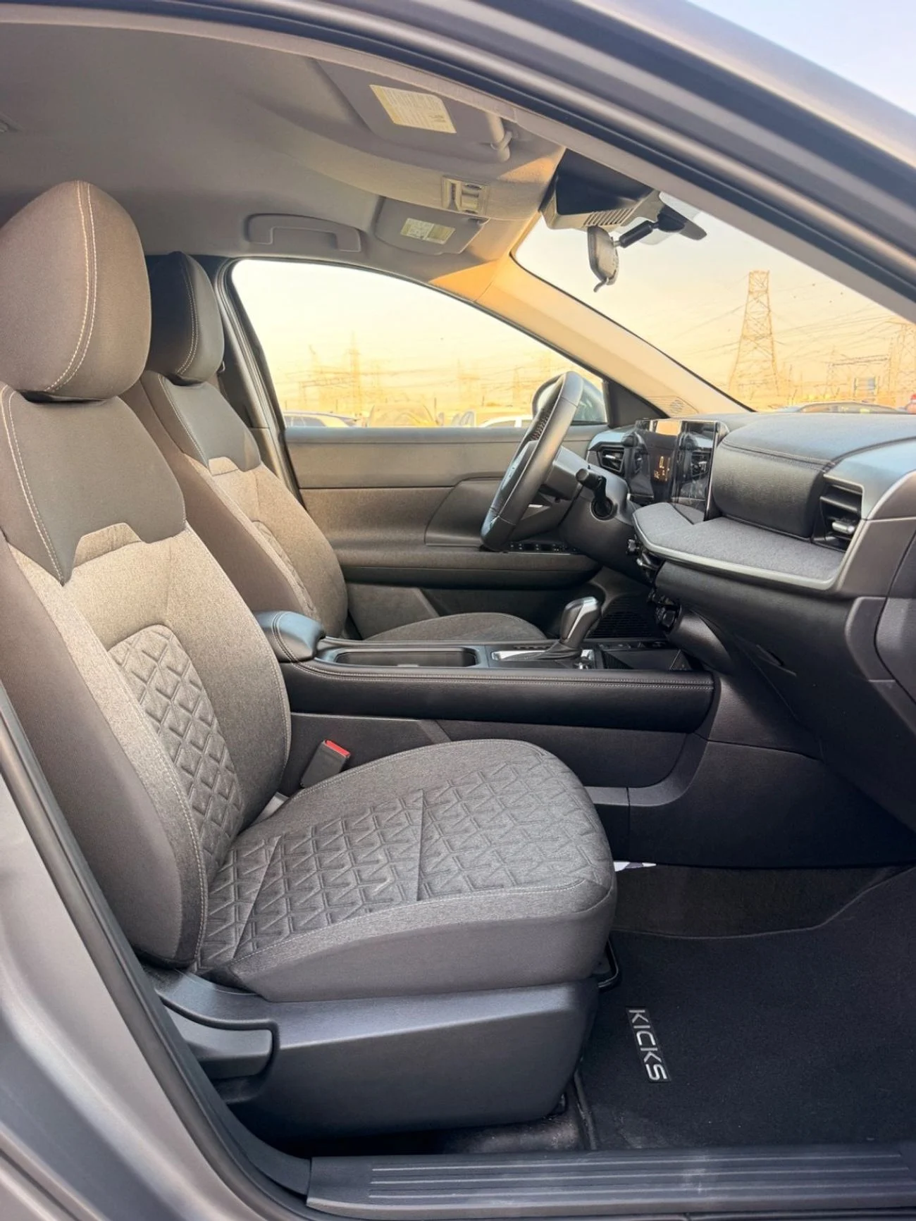 Nissan Kicks SV 2025 