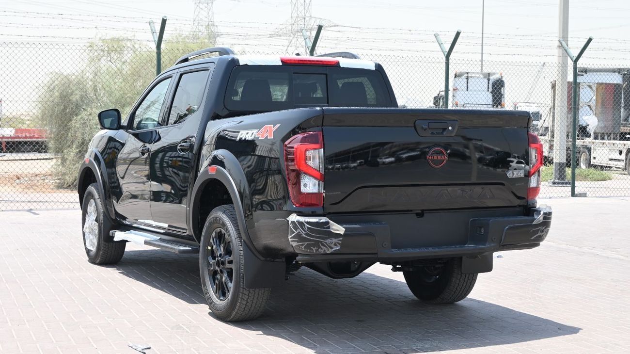 NISSAN NAVARA 2.5L DIESEL PRO4X 4X4 BLACK DC AT 2026