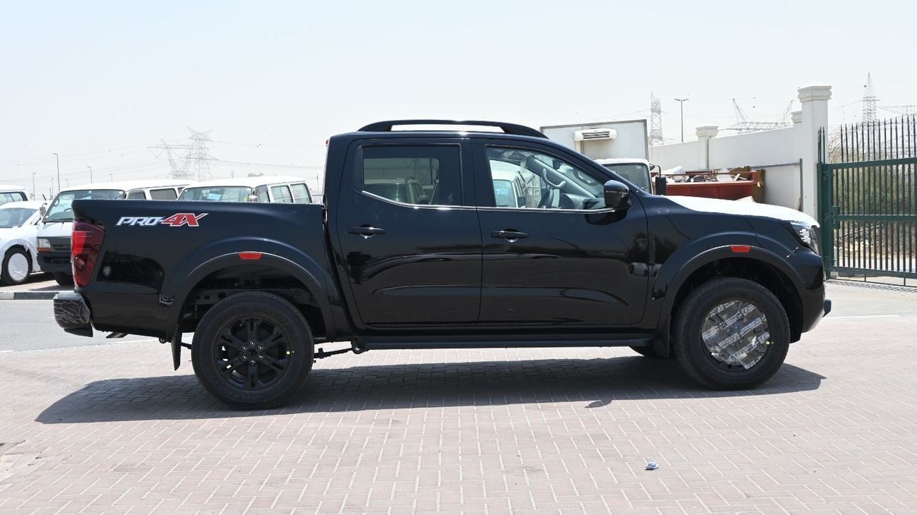 NISSAN NAVARA 2.5L DIESEL PRO4X 4X4 BLACK DC AT 2026
