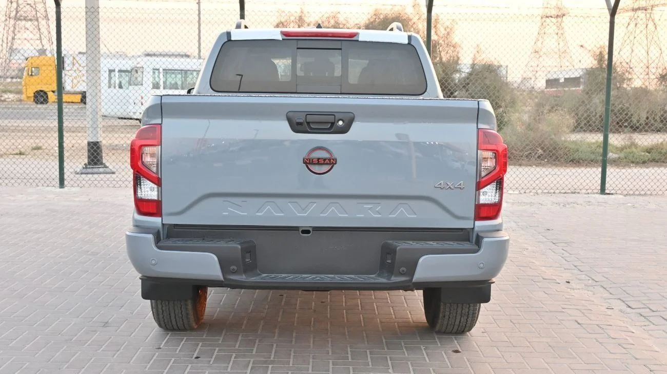 NISSAN NAVARA dc  2.5L DIESEL PRO4X 4X4  2026
