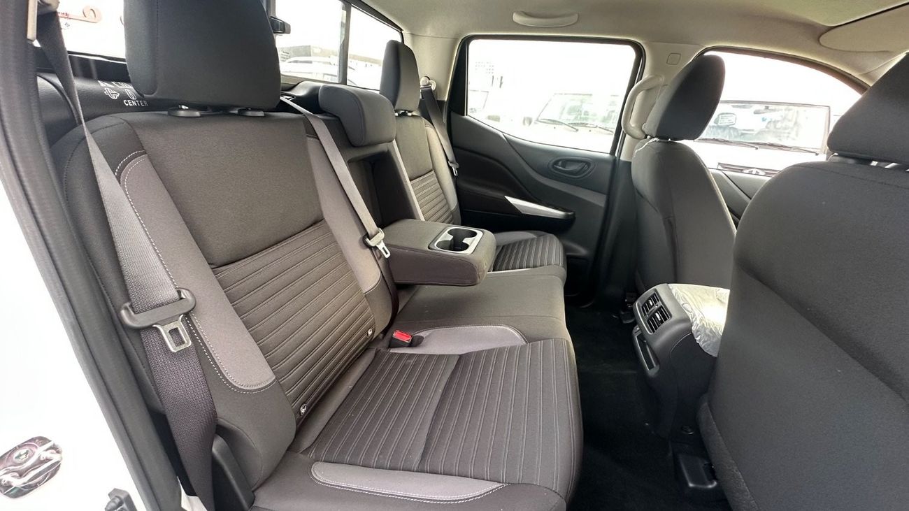 Nissan Navara SE PLUS M/T 2025