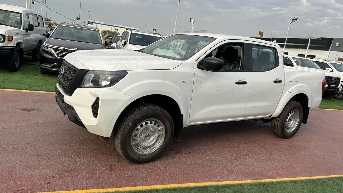 Nissan Navara SE PLUS M/T 2025