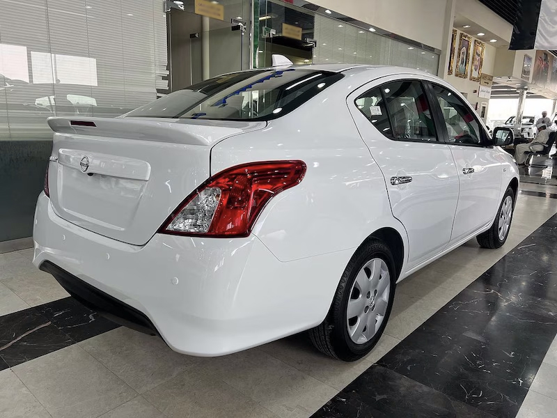 NISSAN SANE WHITE