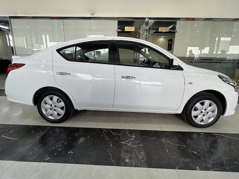 NISSAN SANE WHITE
