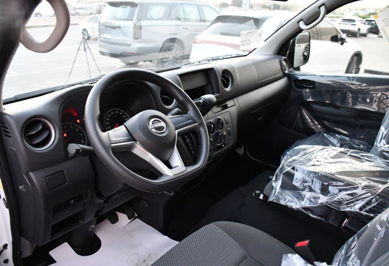 Nissan Urvan 3-Seater Automatic (4-Door) NV350 Highroof