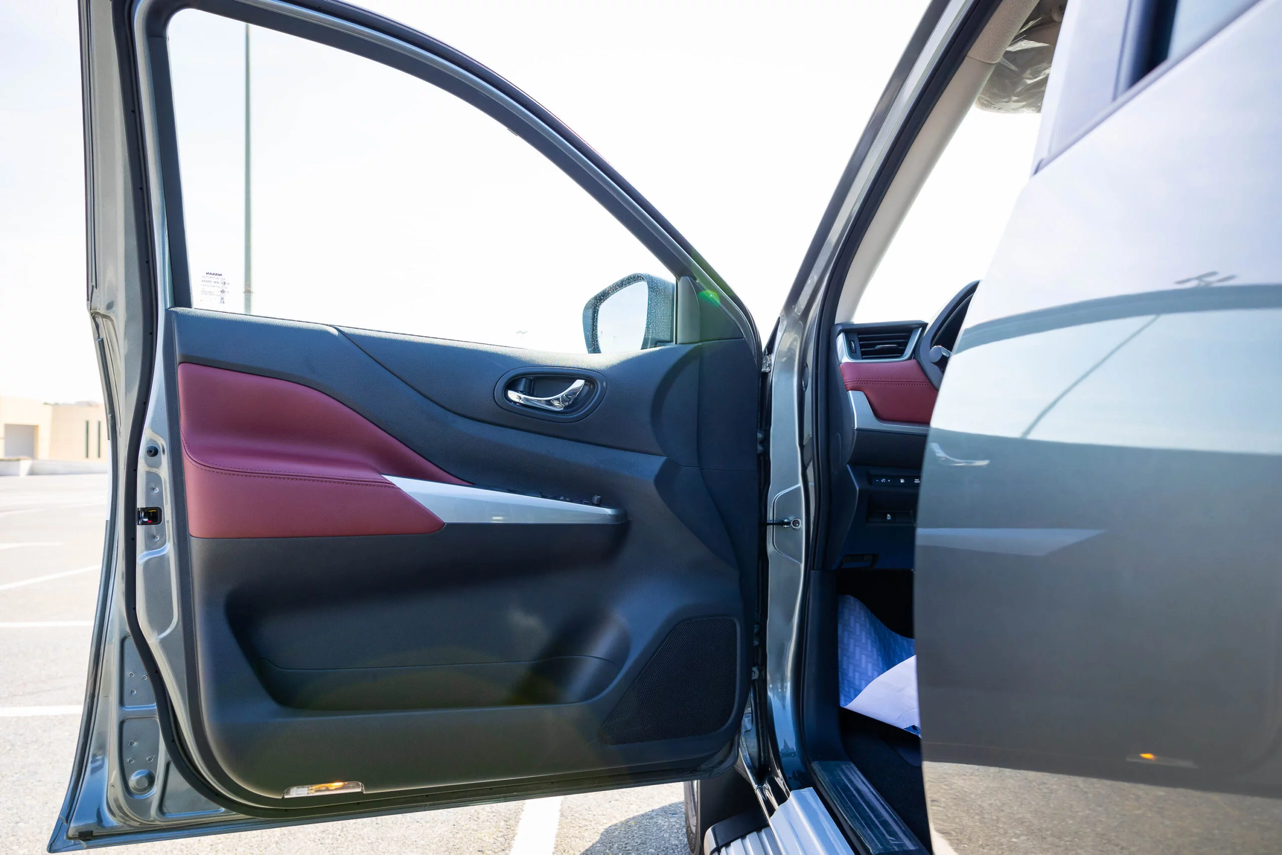 Nissan X-Terra Platinum Petrol AT 2.5L 4WD 2025