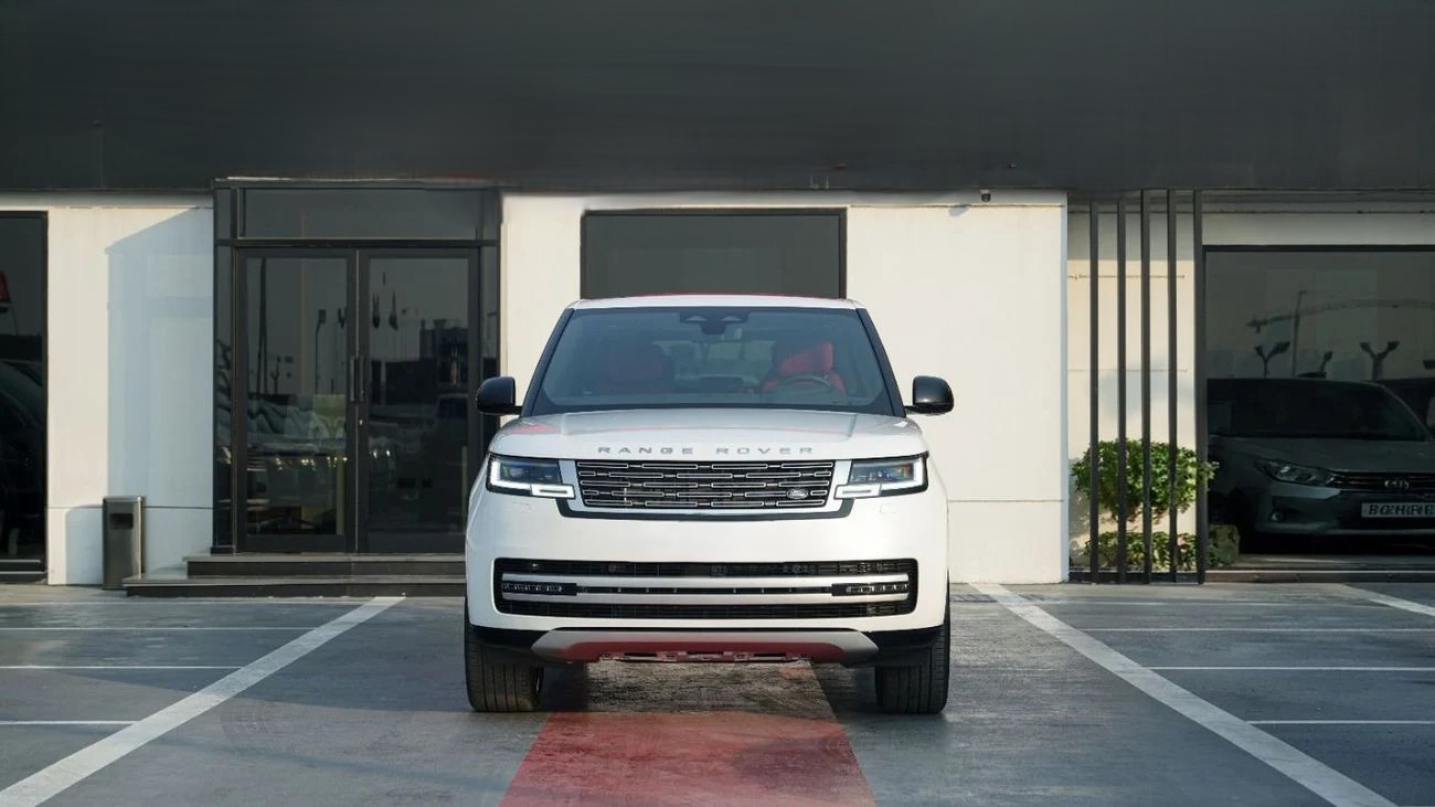Range Rover Autobiography P530 4.0L V8 White 2026