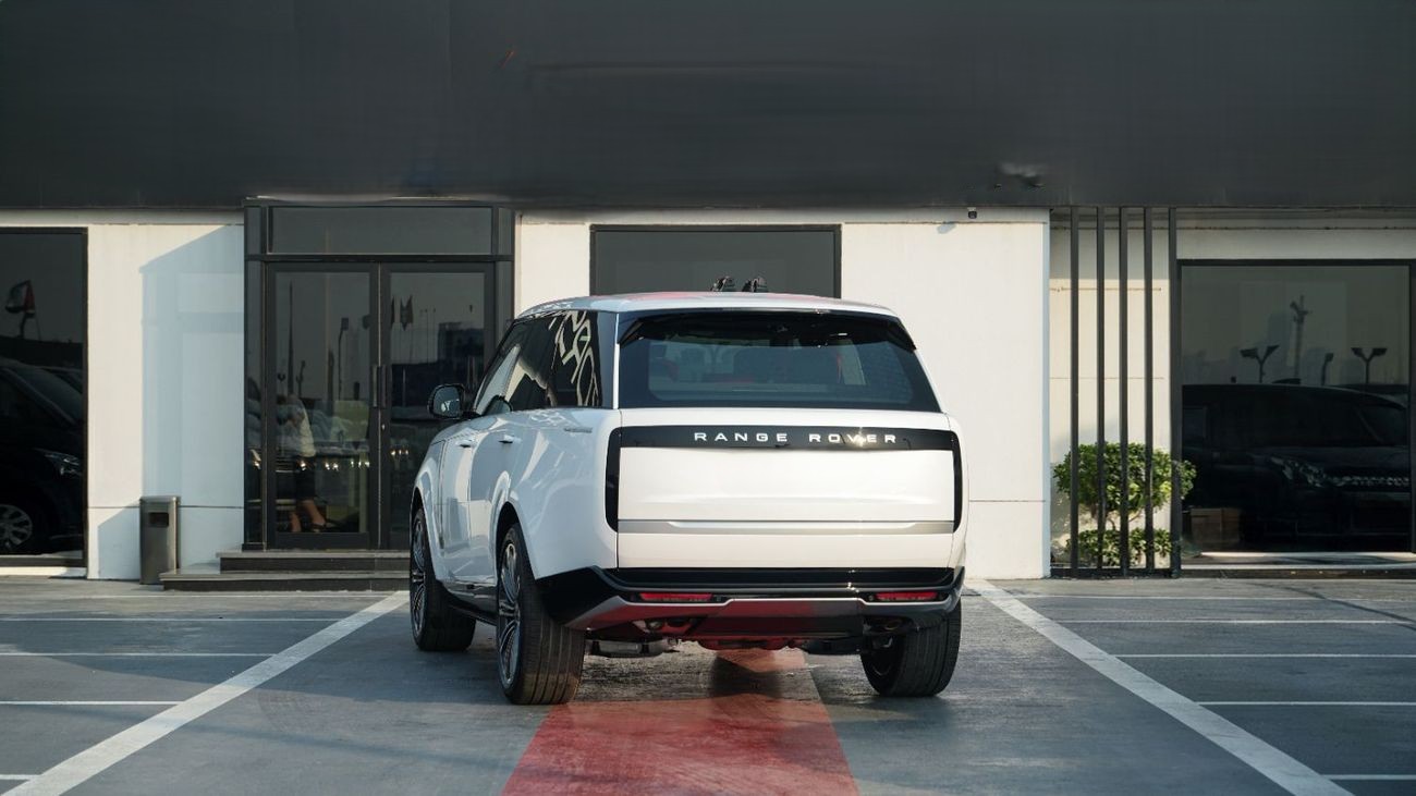 Range Rover Autobiography P530 4.0L V8 White 2026