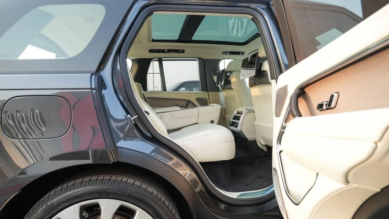 Range Rover Autobiography P530 4.4L V8 Carpathian Grey 2026