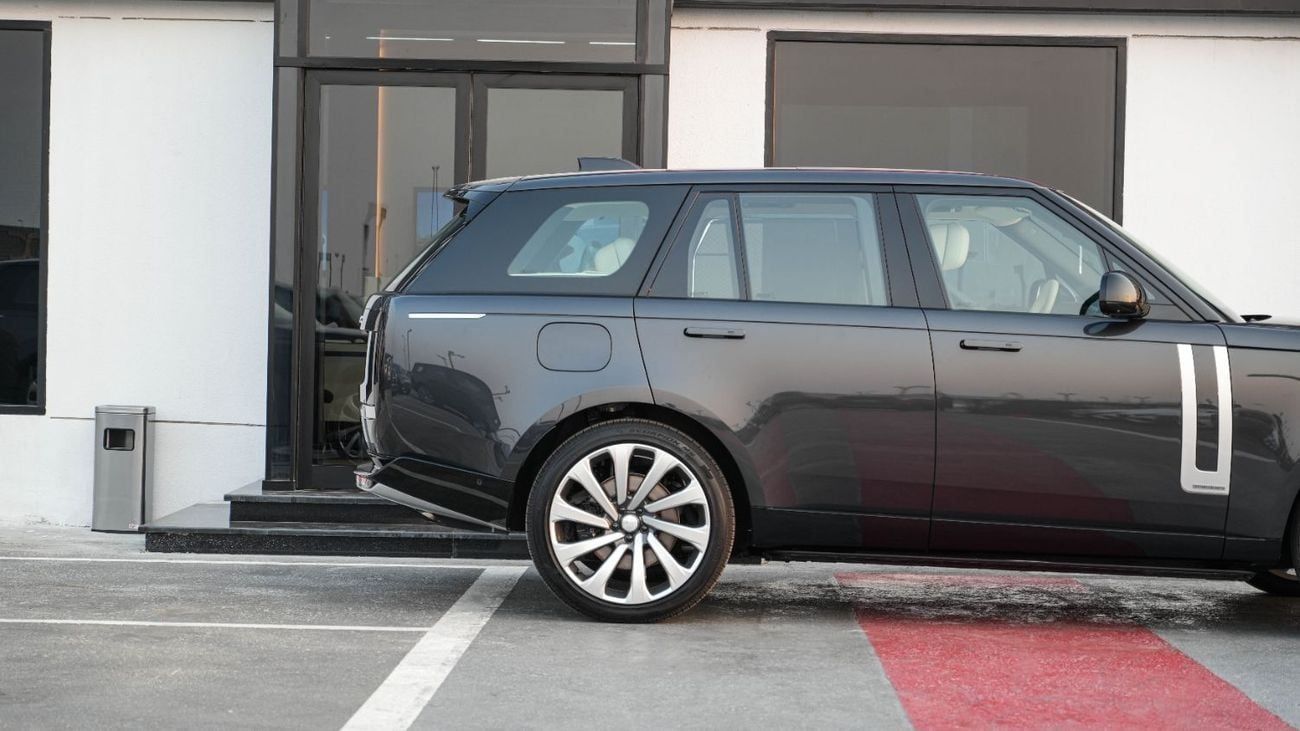 Range Rover Autobiography P530 4.4L V8 Carpathian Grey 2026