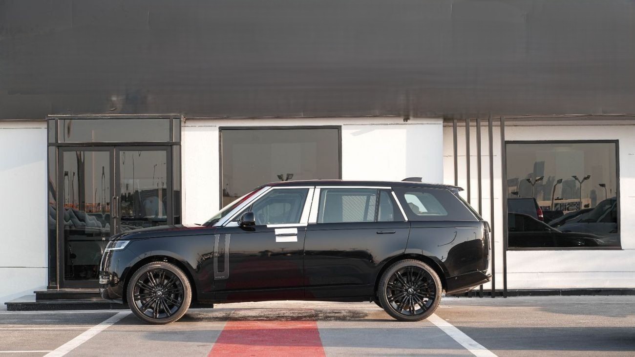 Range Rover LWB Autobiography P530 4.4L _2025 gcc