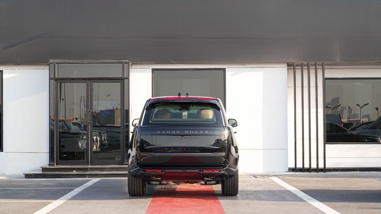 Range Rover LWB Autobiography P530 4.4L _2025 gcc