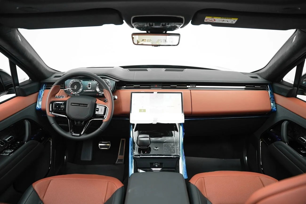 Range Rover Sport _2025_ gcc white