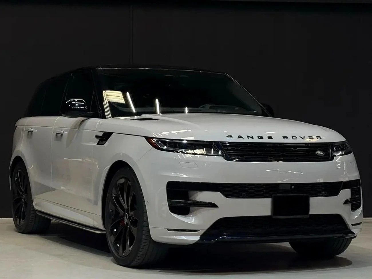 Range Rover Sport FIRST EDITION P530 _2025