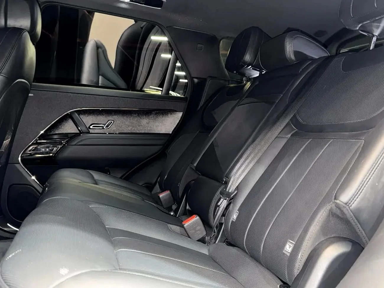Range Rover Sport FIRST EDITION P530 _2025
