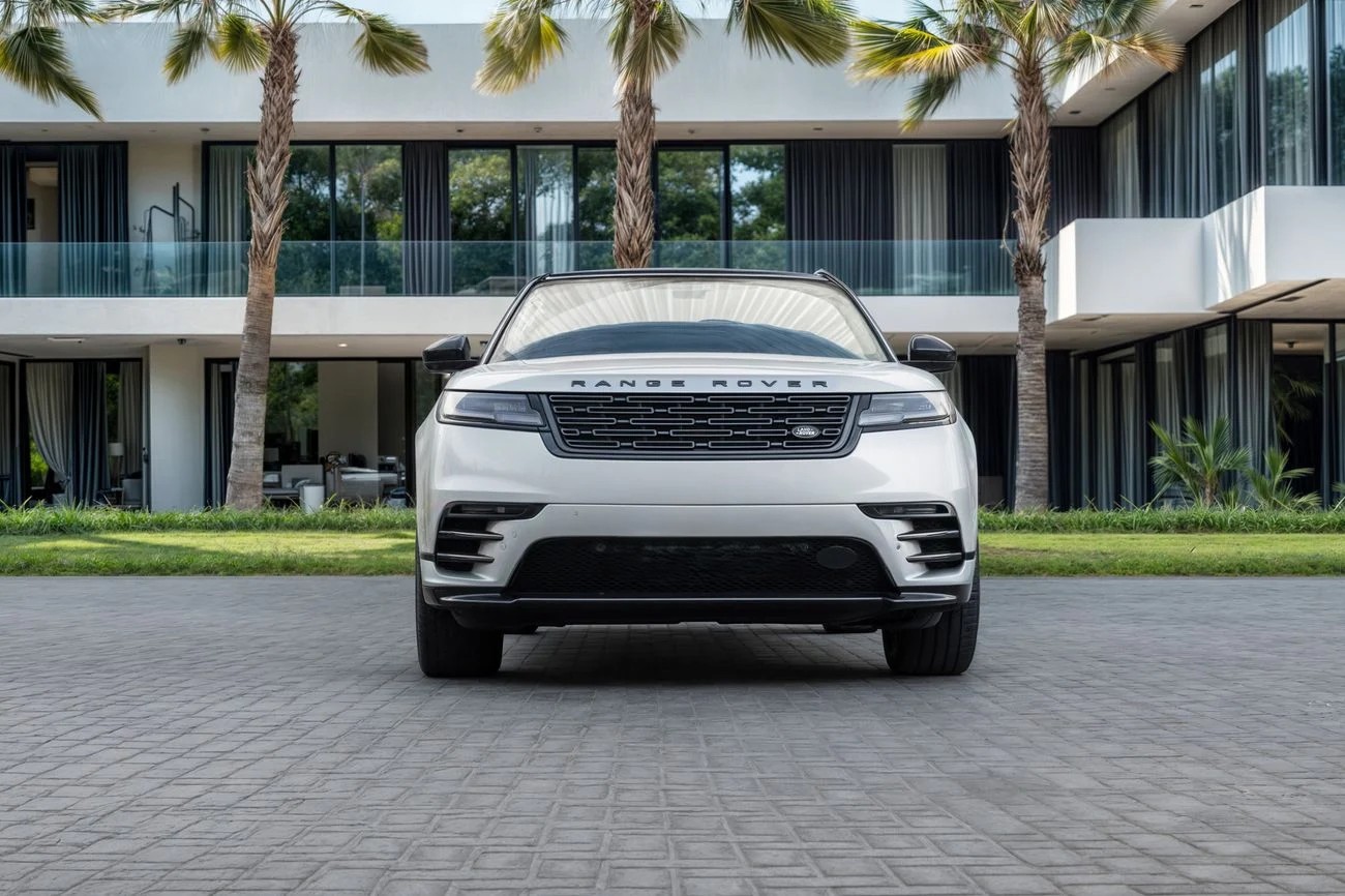 Range Rover Velar Range Rover Velar SE R-Dynamic white