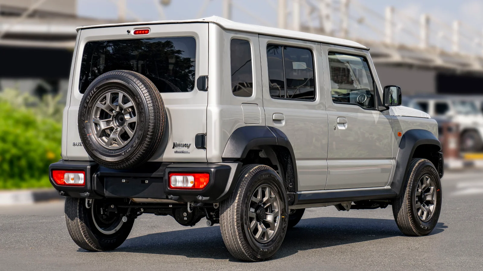 SUZUKI JIMNY GLX 1.5P AWD AT MY2026 – SILVER