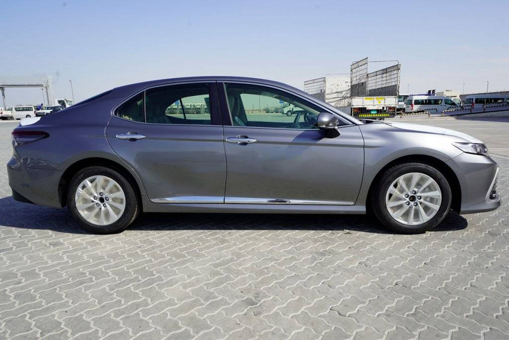 TOYOTA CAMRY GLE 2.5L PETROL, AT