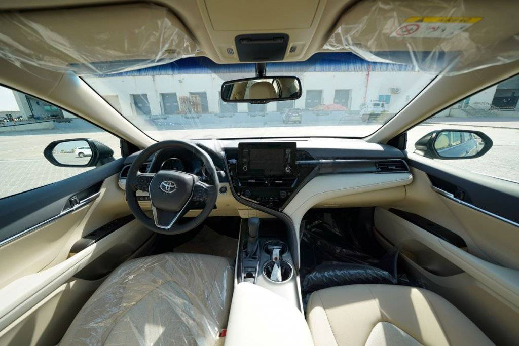 TOYOTA CAMRY GLE 2.5L PETROL, AT
