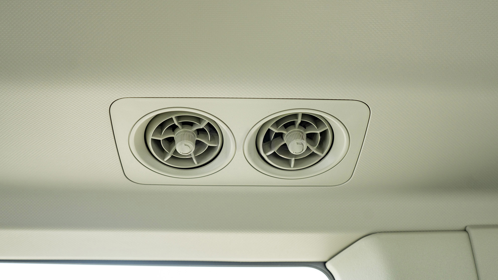 TOYOTA COASTER 4.2D MT 30 SEATER