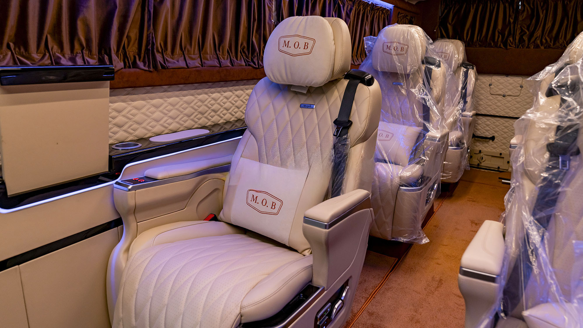 TOYOTA COASTER ARMOURED VIP 2.7P MT MY2025 – WHITE