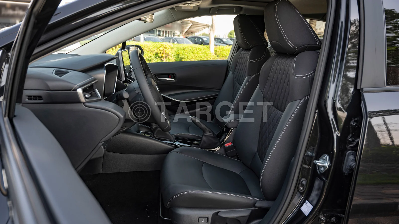 TOYOTA COROLA 1.6P AT MY2025 – BLACK