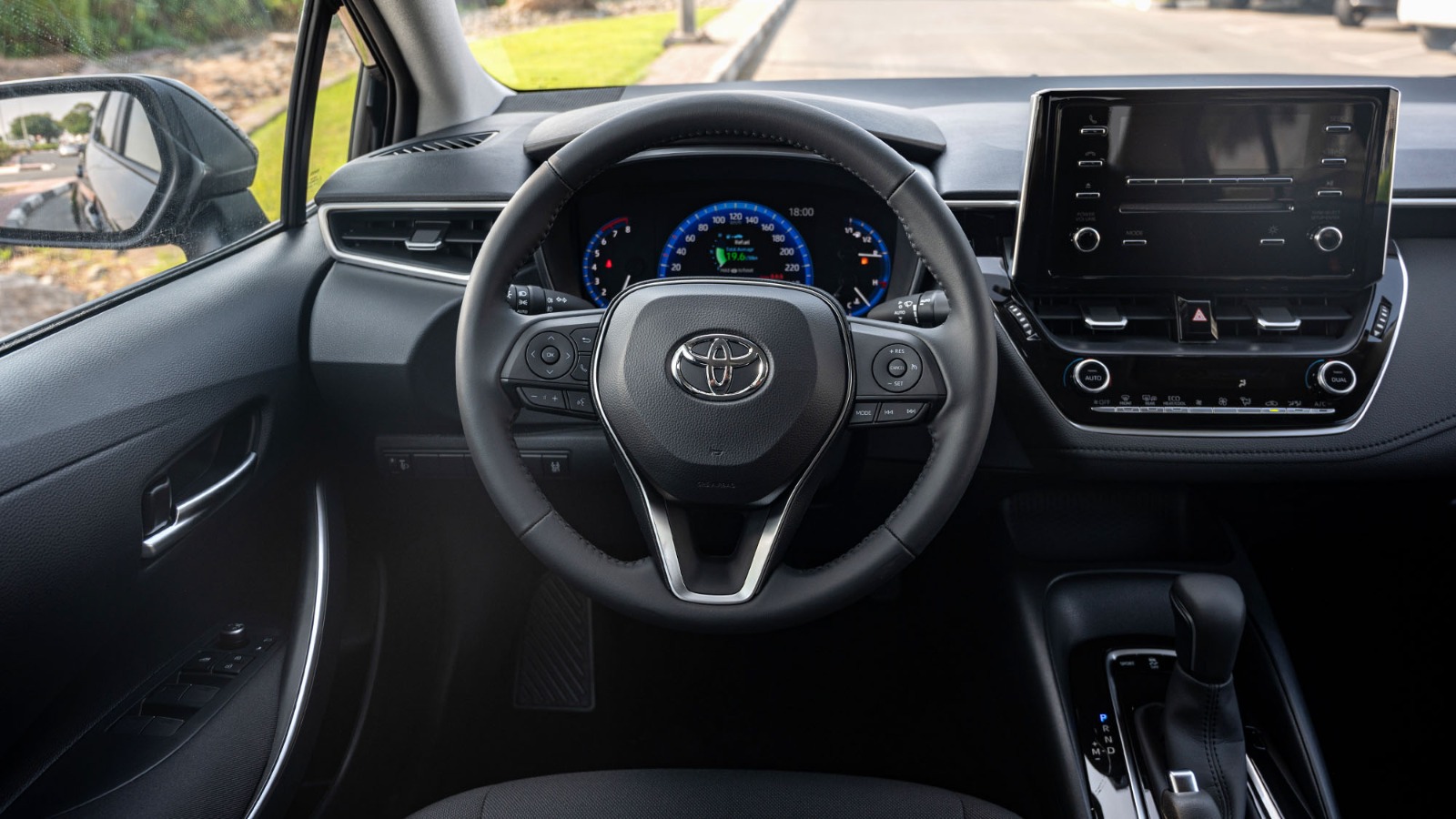 Toyota Corolla 1.6L Full Option