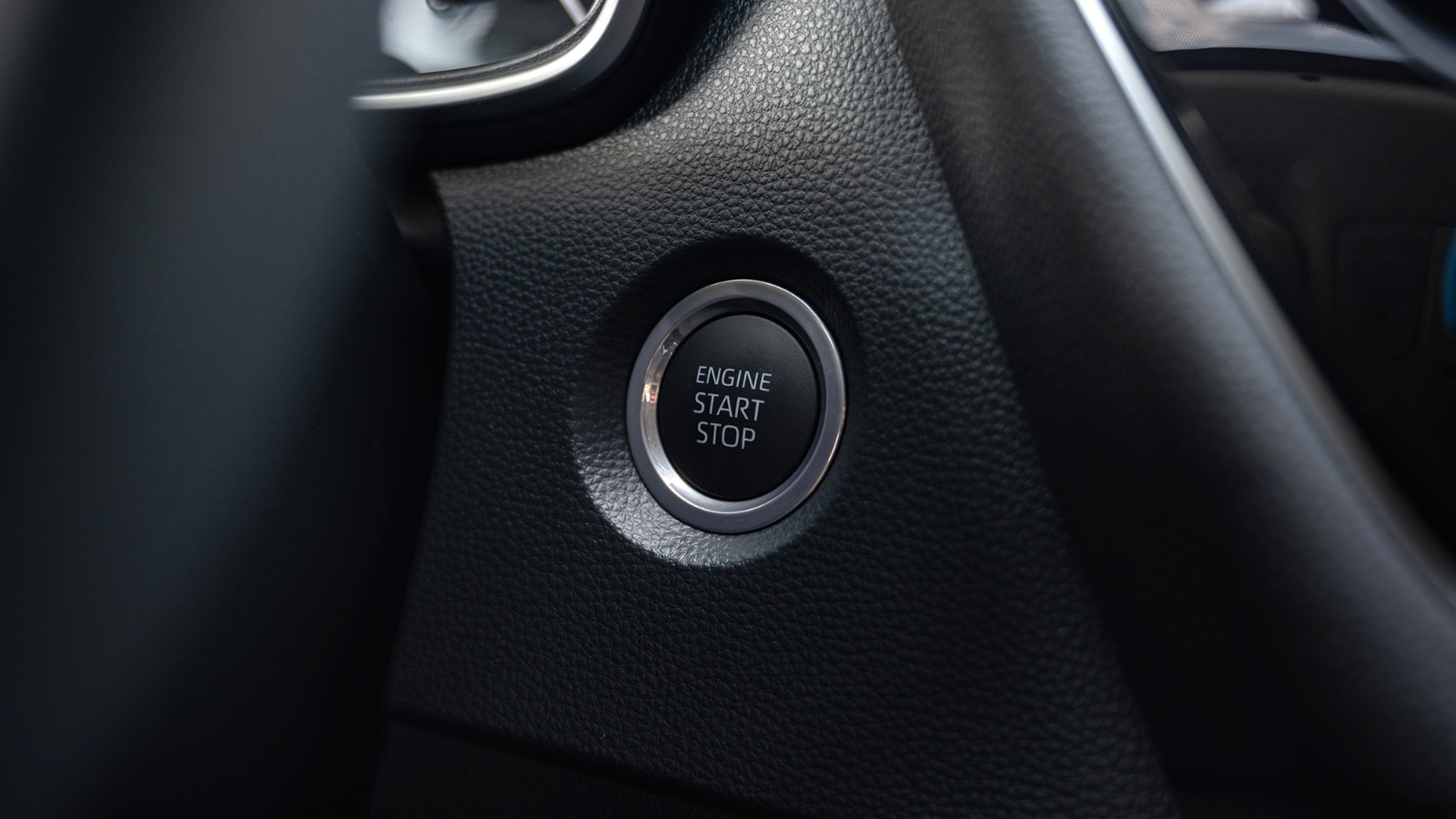 Toyota Corolla 1.6L Full Option