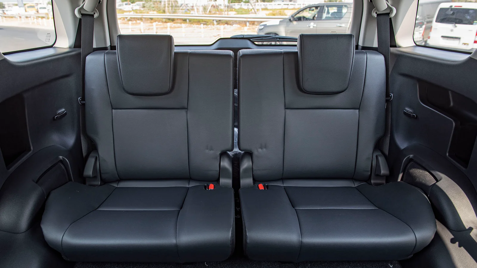 TOYOTA FORTUNER 2.4D AT 4X4 MY2025 – BLACK