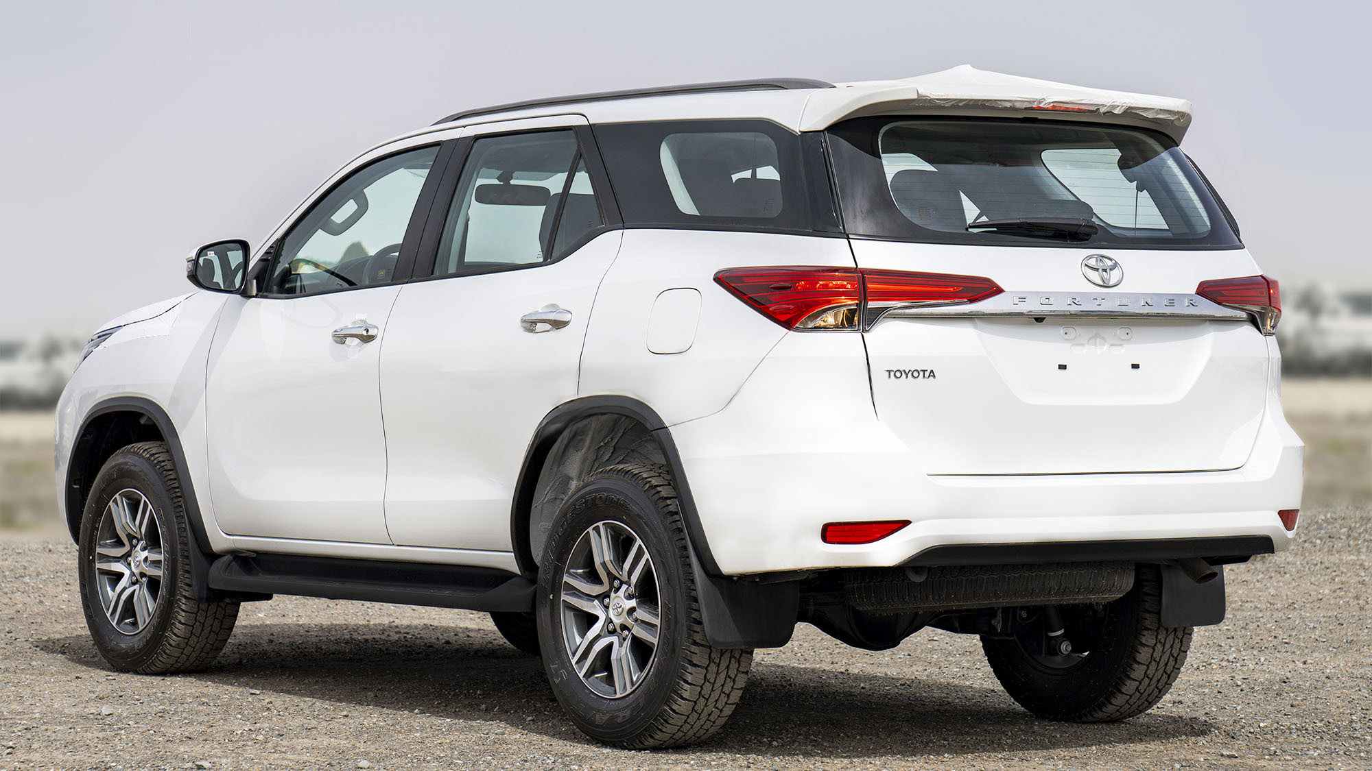 TOYOTA FORTUNER 2.4D AT 4X4