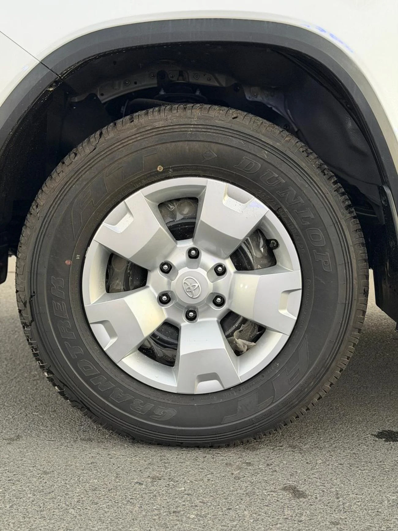 Toyota Fortuner 2.4L 4WD DIESEL AUTOMATIC