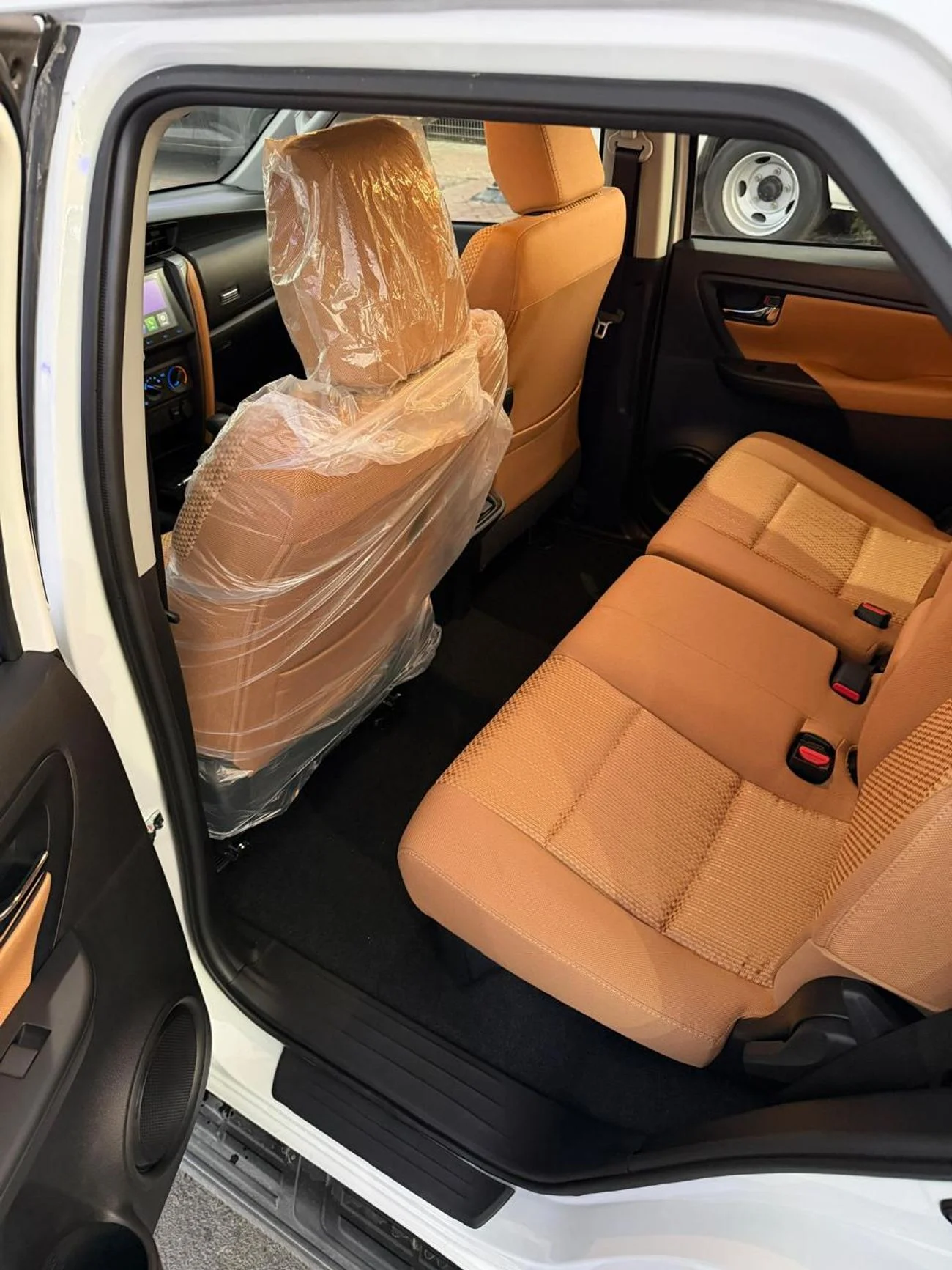 Toyota Fortuner 2.4L 4WD DIESEL AUTOMATIC