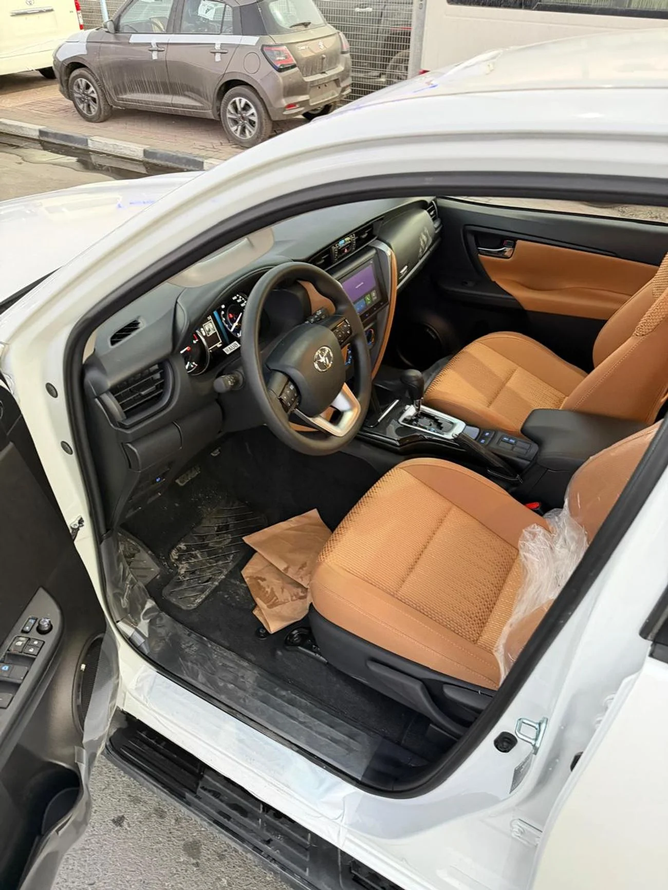 Toyota Fortuner 2.4L 4WD DIESEL AUTOMATIC