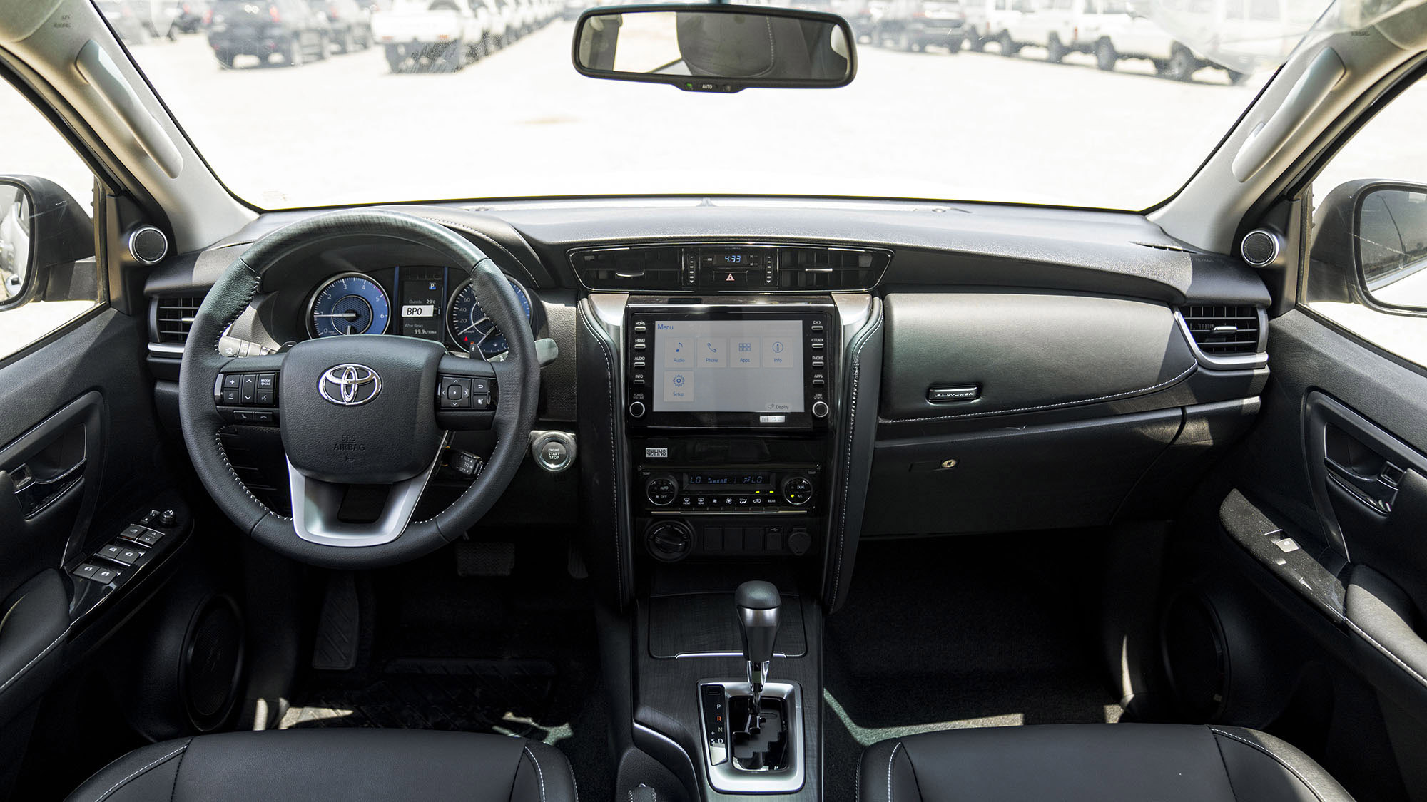 TOYOTA FORTUNER 2.8D AT 4X4
