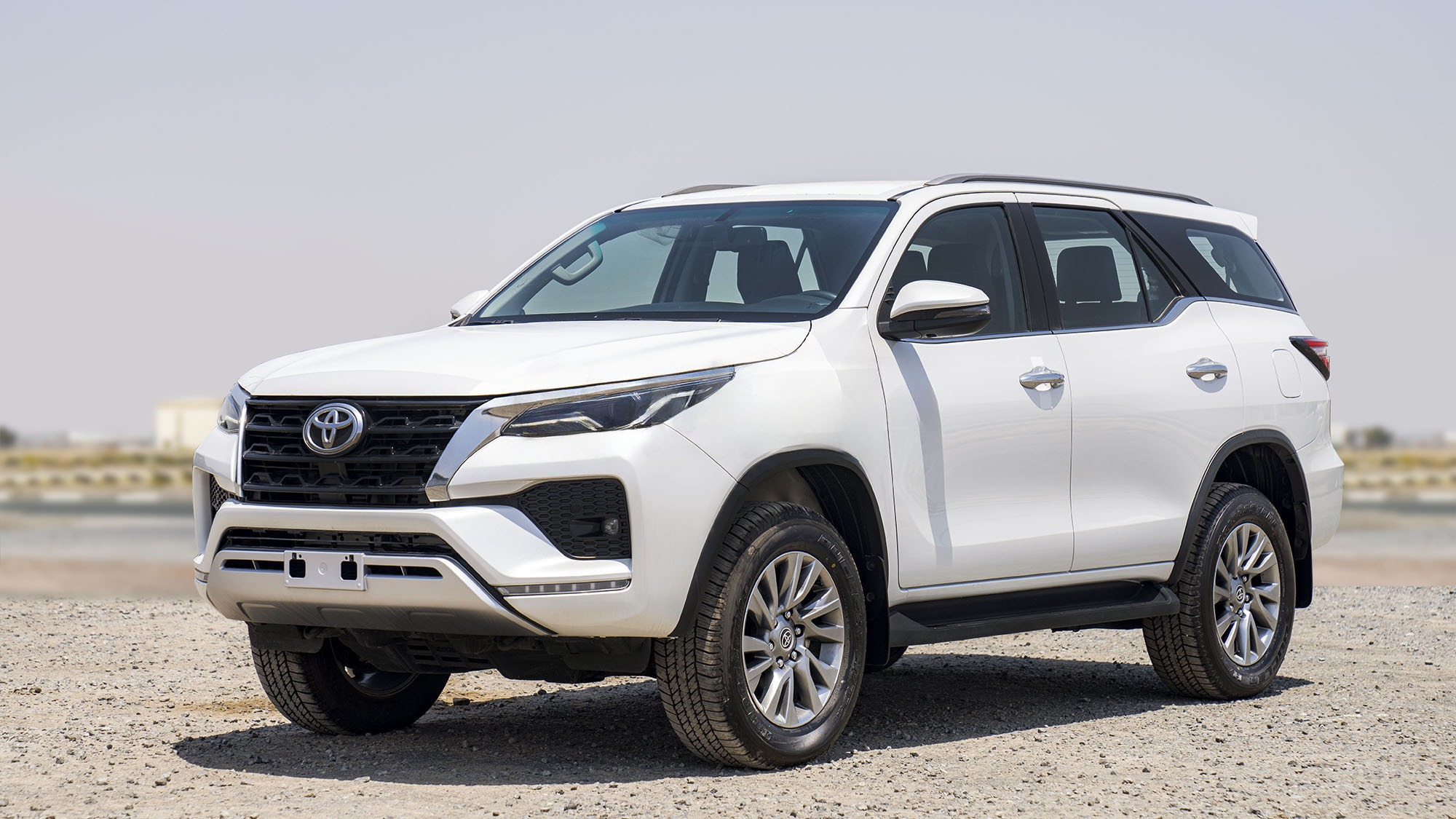 TOYOTA FORTUNER 2.8D AT 4X4