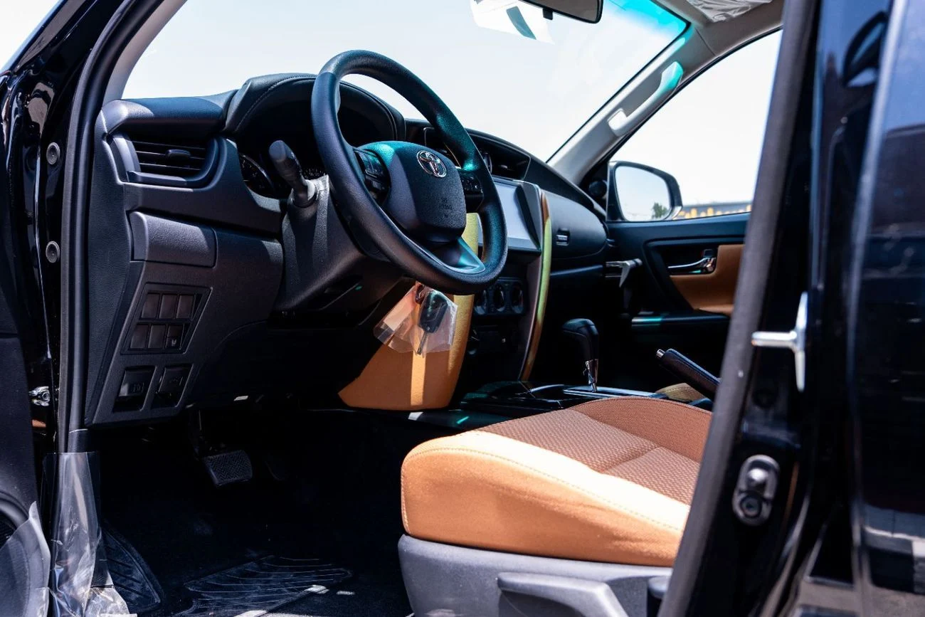 Toyota Fortuner 2026 2.7L 4×4 SUV black