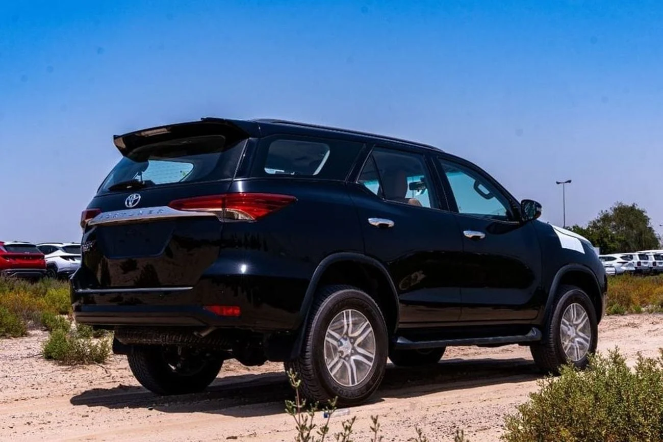 Toyota Fortuner 2026 2.7L 4×4 SUV black