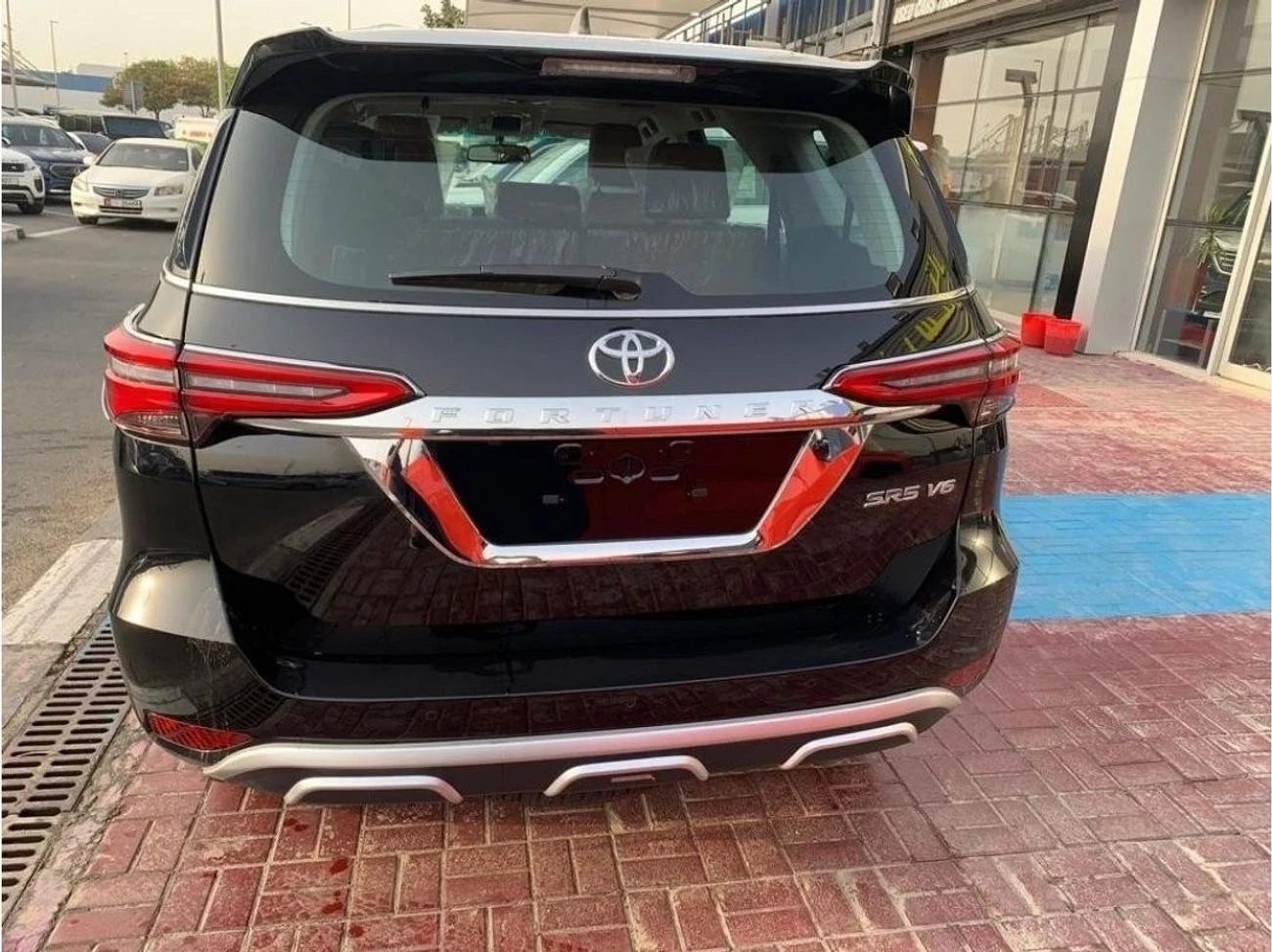 TOYOTA FORTUNER 4.0L V6 FULL OPTION 2026 _ BLACK