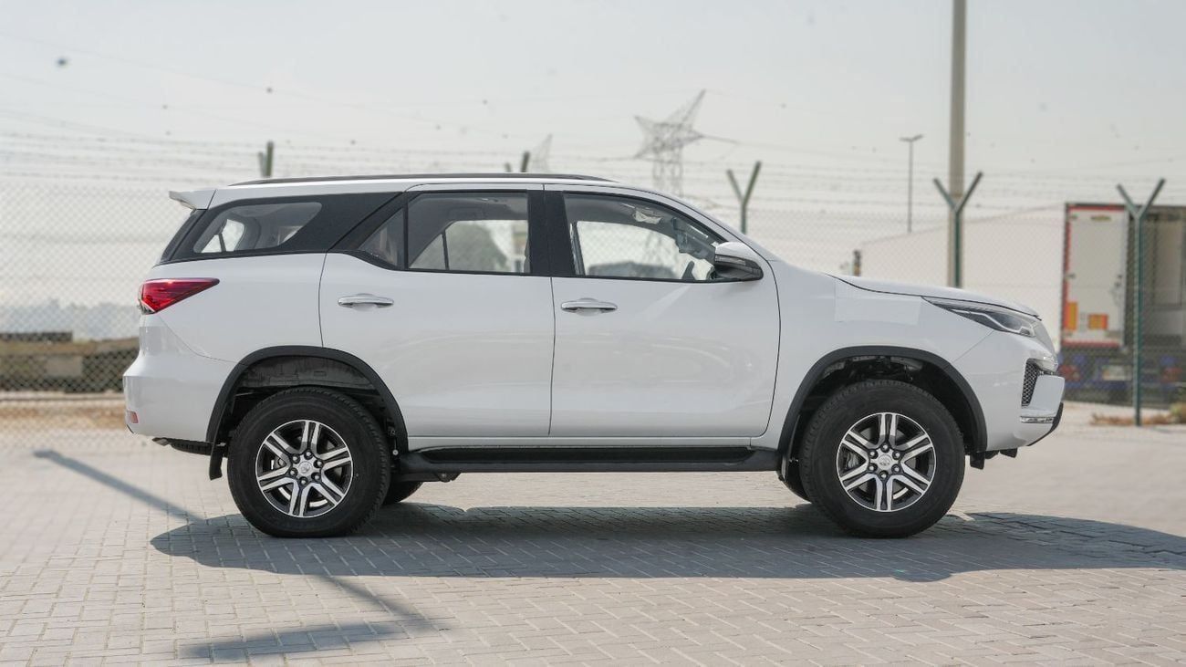 Toyota Fortuner GX 2.4L At Diesel (White) 2026