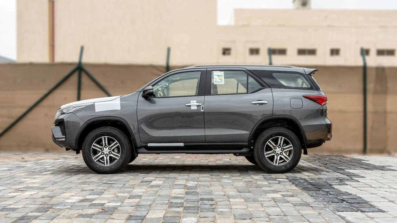Toyota Fortuner GX 2.7L AT Petrol (Gray-Tan) 4WD 2026