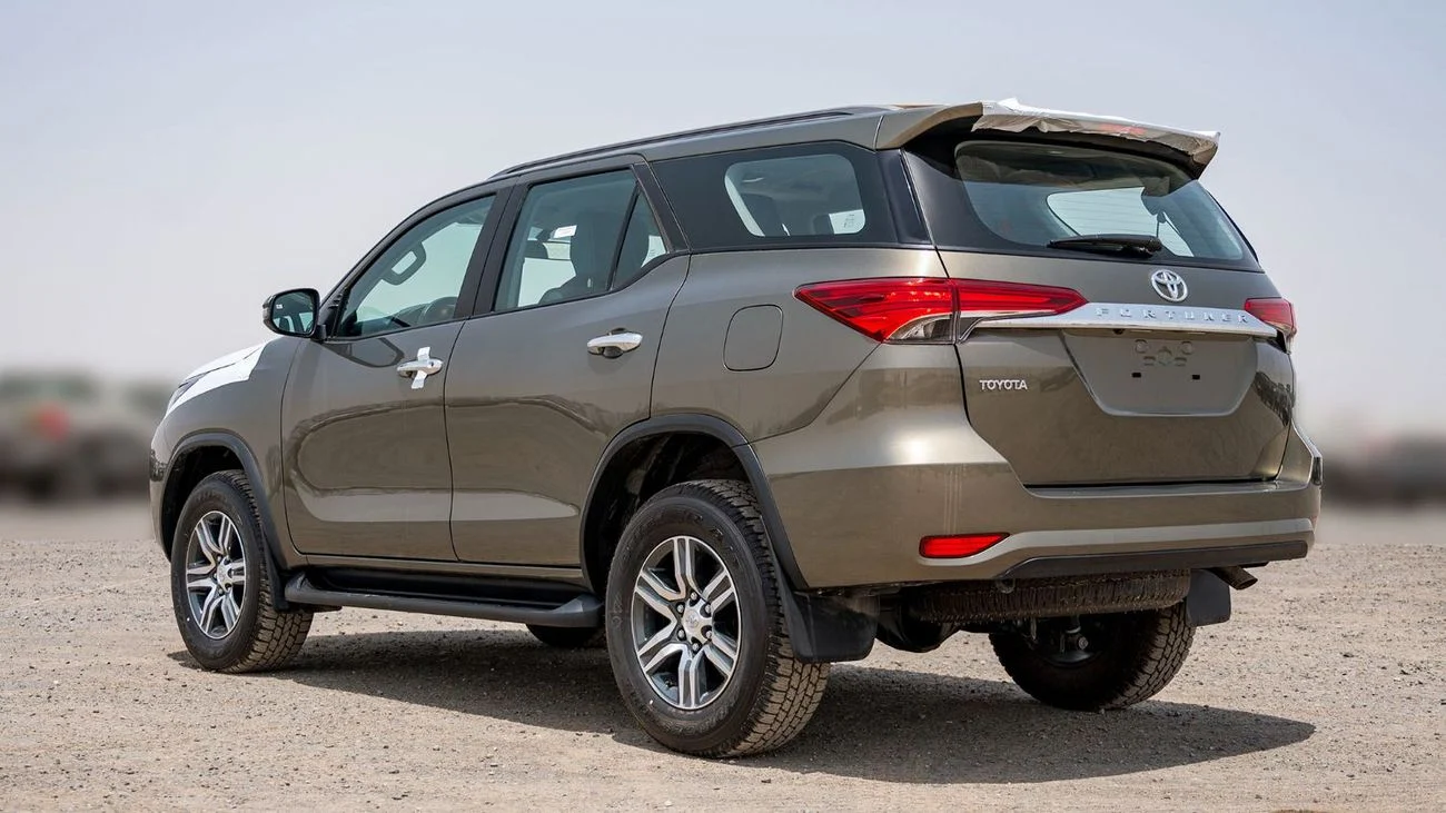 Toyota Fortuner GX2 4X4 Diesel 2.4L