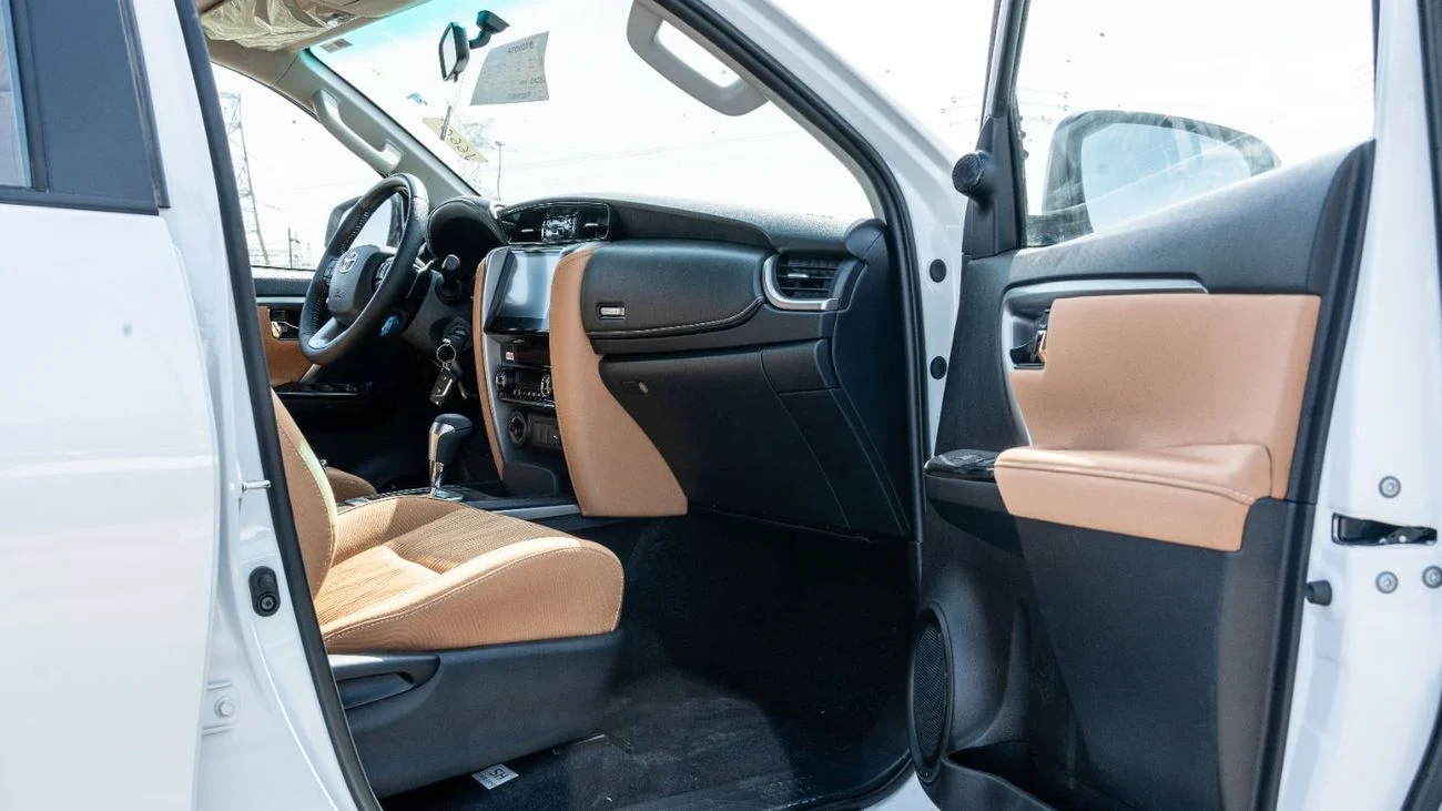 Toyota Fortuner VX 4.0L petrol AT 2026